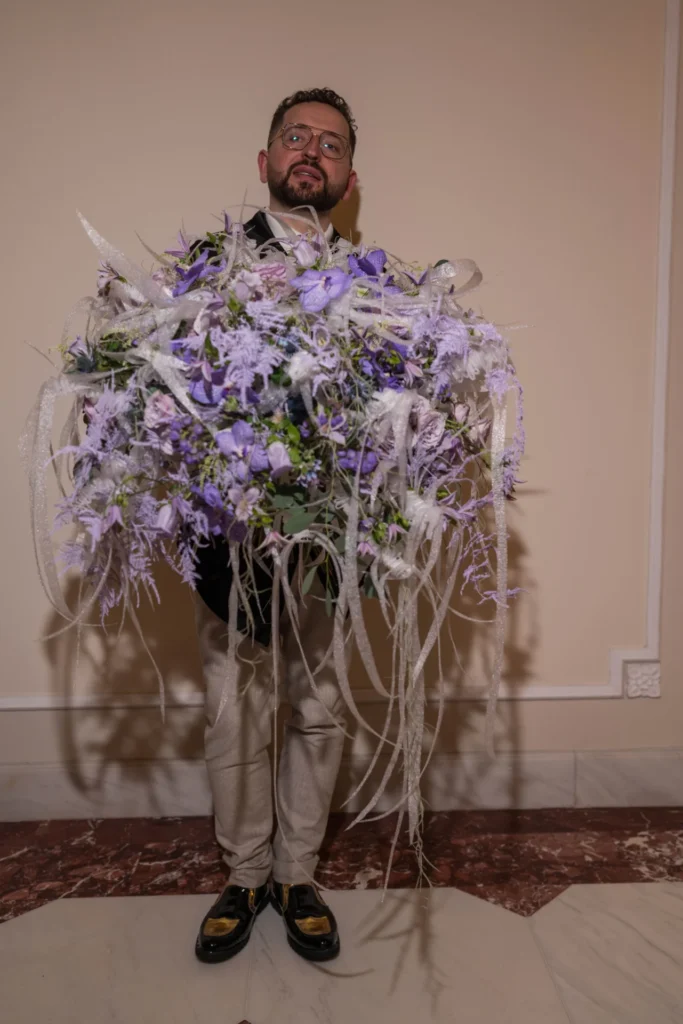 Demonstrație de design floral la FLOWERX